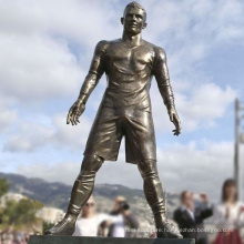 decoration sculpture Ronaldo life size football figure garden bronze statues